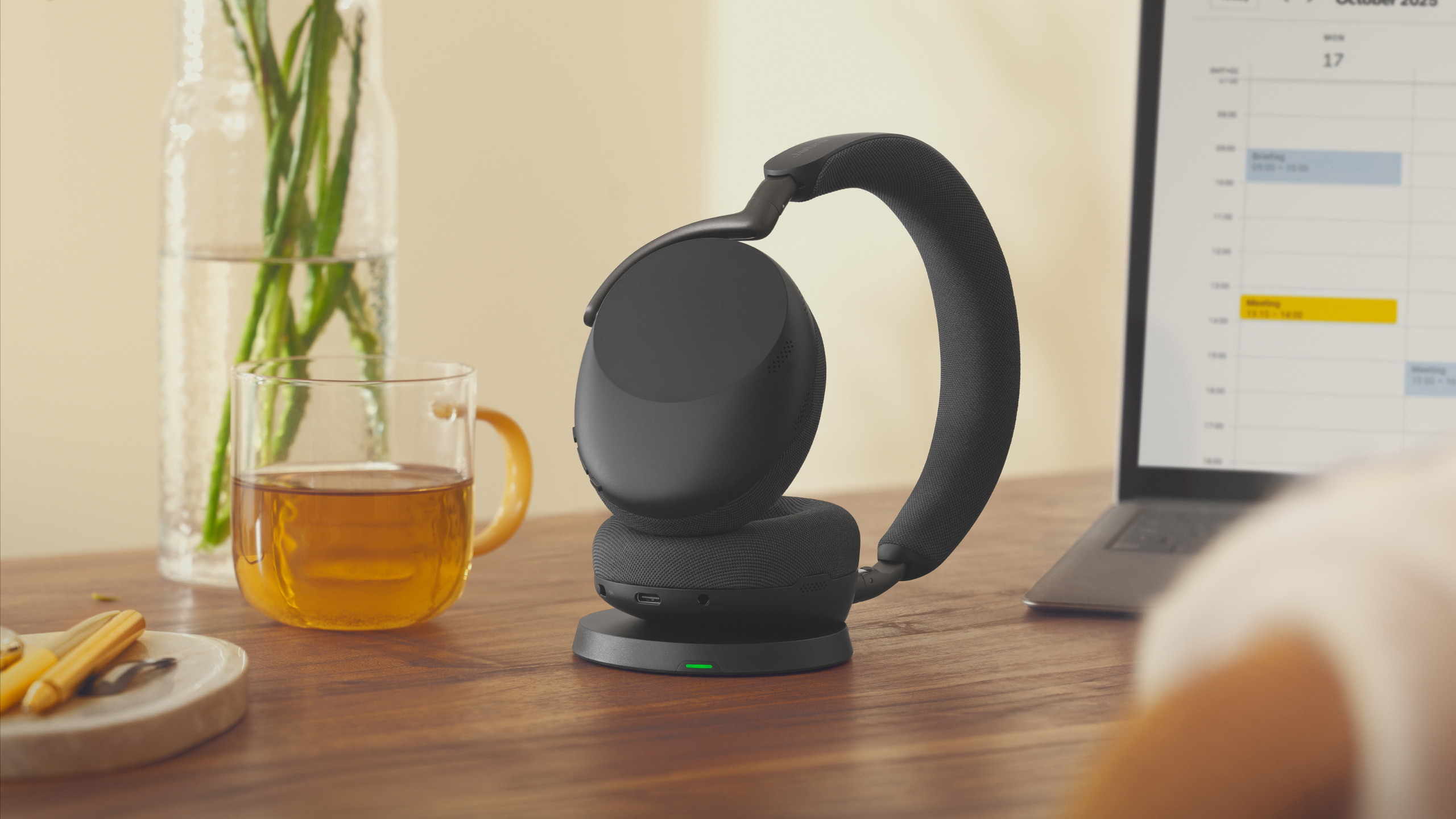 Jabra Evolve3 85 MS premium over-ear cushions and physical buttons view